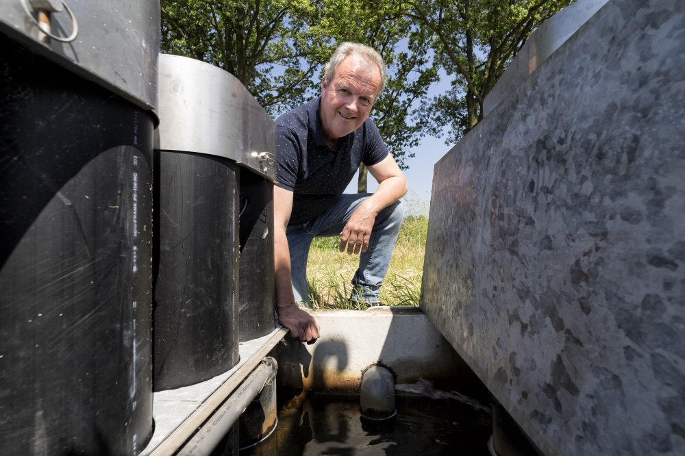 Melkveehouder regelt grondwaterstand met mobieltje