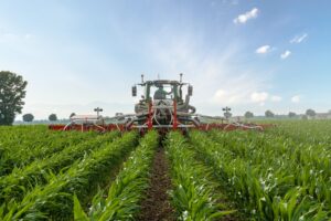 PÖTTINGER introduceert nieuwe functies voor bodem- en gewasbeheer