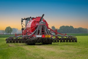 Brouns wil met Europa praten over meer dierlijke mest op grasland